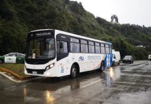 Realizan último llamado para que habitantes de cerro Pelluco abandonen sus viviendas por riesgo de nuevos derrumbes