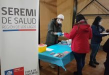 Refuerzan campaña de vacunación y realizan tests rápidos de VIH en Puyehue