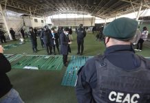 Masivo allanamiento en diversas cárceles deja 274 celulares y 623 armas blancas incautadas