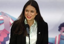 Irina Karamanos alista su salida de La Moneda: Fundaciones pasarían a distintos ministerios