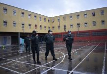 Efectúan allanamientos simultáneos en las cárceles de Puerto Montt, Osorno y Castro