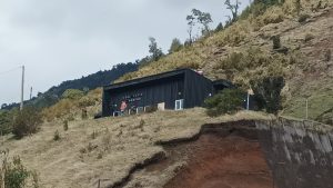 Establecen contacto radial con uno de los tres funcionarios del Ejército extraviados en Volcán Puntiagudo