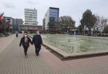 Primer día hábil sin la obligación de mascarillas: Algunos osorninos prefieren continuar con su uso por precaución