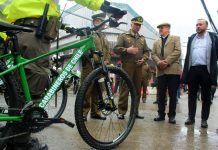 Cámara de Comercio de Puerto Montt dona 3 bicicletas a Carabineros para patrullar el sector céntrico de la ciudad