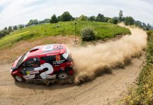 Conductores de Rally pusieron a punto sus vehículos en el Parque Francke