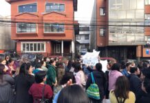 Trabajadoras de Jardines Infantiles protestan por no pago de aguinaldo y sueldos