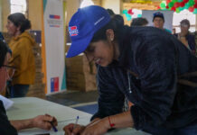 Más de 200 feriantes de Los Lagos mejorarán sus instalaciones