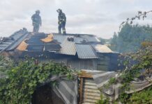 Incendio afectó a una vivienda emplazada en un campamento de Osorno