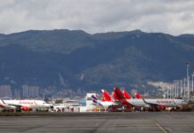 Encuentran dos cadáveres en un avión de Avianca que llegó de Chile a Bogotá