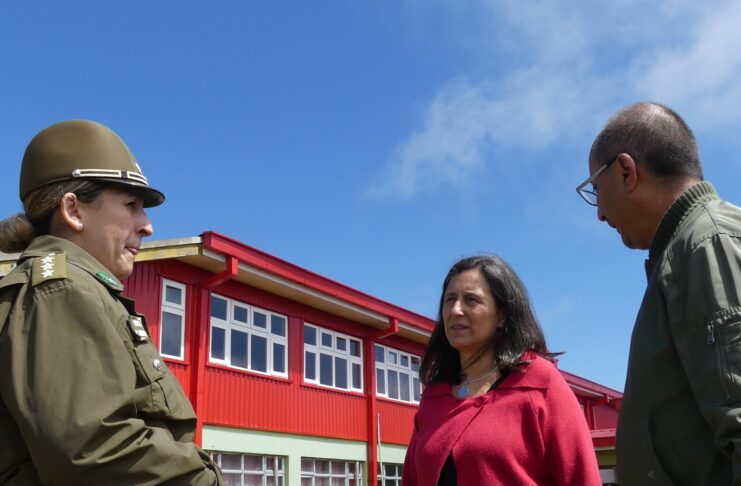 DAEM Puerto Montt rechazó actos de vandalismo y robo en Escuela Cayenel