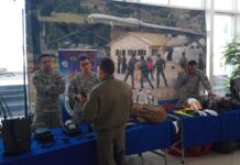Fuerza Aérea realiza exposición sobre actividades del mes del Aire y del Espacio en Puerto Montt