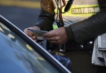 Dos carabineros detenidos por extorsión: Cobraban $800 mil pesos por protección