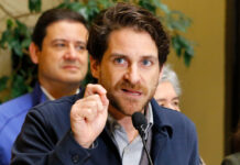 Comité Central del FA proclama a Gonzalo Winter como su candidato presidencial: «Por un proyecto de continuidad»