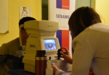 Jóvenes en reinserción social en Sename recibieron operativo oftalmológico
