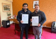 Alcalde de La Unión Andrés Reinoso y SEREMI del Trabajo firman convenio para la erradicación del trabajo en menores de edad