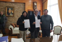 Mindep IND y Municipalidad de Osorno firman convenio de ampliación de plazos del proyecto de recambio de la carpeta sintética del Parque Schott