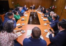 Agricultores de Chiloé se reúnen con Ministro de Agricultura para solicitar apoyo por plaga del gusano blanco