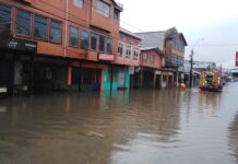 Intensas Iluvias provocaron anegamientos en calles del centro de la ciudad de Ancud en Chiloé
