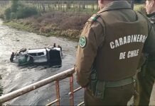 Camioneta cae al río Llico en la comuna de Los Muermos: conductor queda lesionado