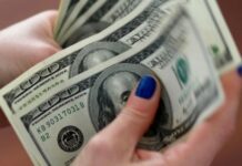 Dólar anota fuerte retroceso de $14 tras cifras económicas en Chile y Estados Unidos