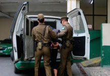 Menores entre 12 y 16 años asaltan a funcionaria de residencia social y la obligan a sacar dinero de cajero