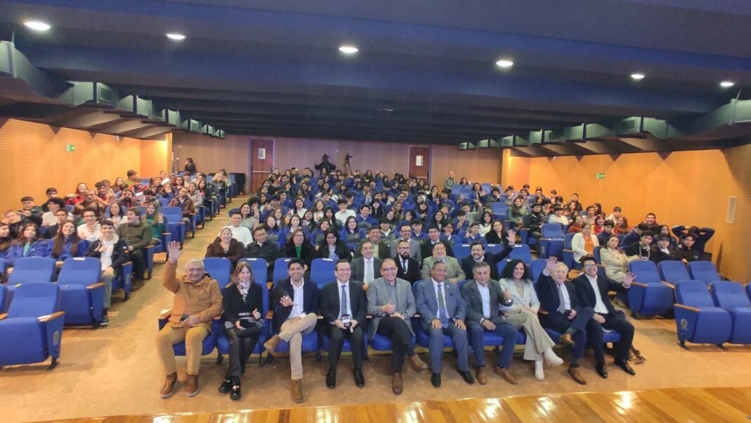 451591504_975236024457373_7366896875175024600_n