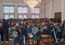 Según cifras oficiales: 10% del gremio de manipuladoras de alimentos en Osorno se sumó al paro nacional