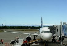 Densa neblina en El Tepual provoca retraso en vuelos y malestar en pasajeros