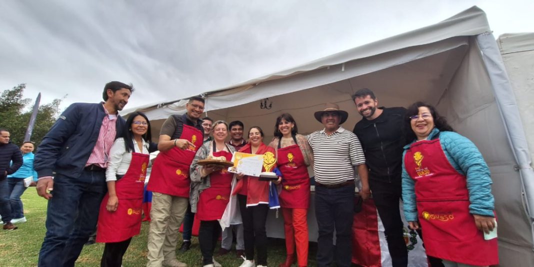 La-productora-caprina-y-usuaria-de-INDAP-de-Ovalle-se-corono-como-la-ganadora-en-la-Copa-America-del-Queso-03-1140x570