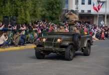 Tradiciones que perduran: Gran afluencia de público congregó la Parada Militar 2024 en Osorno