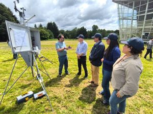 Liceos agropecuarios conectados con los servicios del agro en el INIA Remehue.