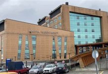 Hospital Regional entrega apoyo jurídico a trabajador que recibió «funa» por «encubrir» caso de violación