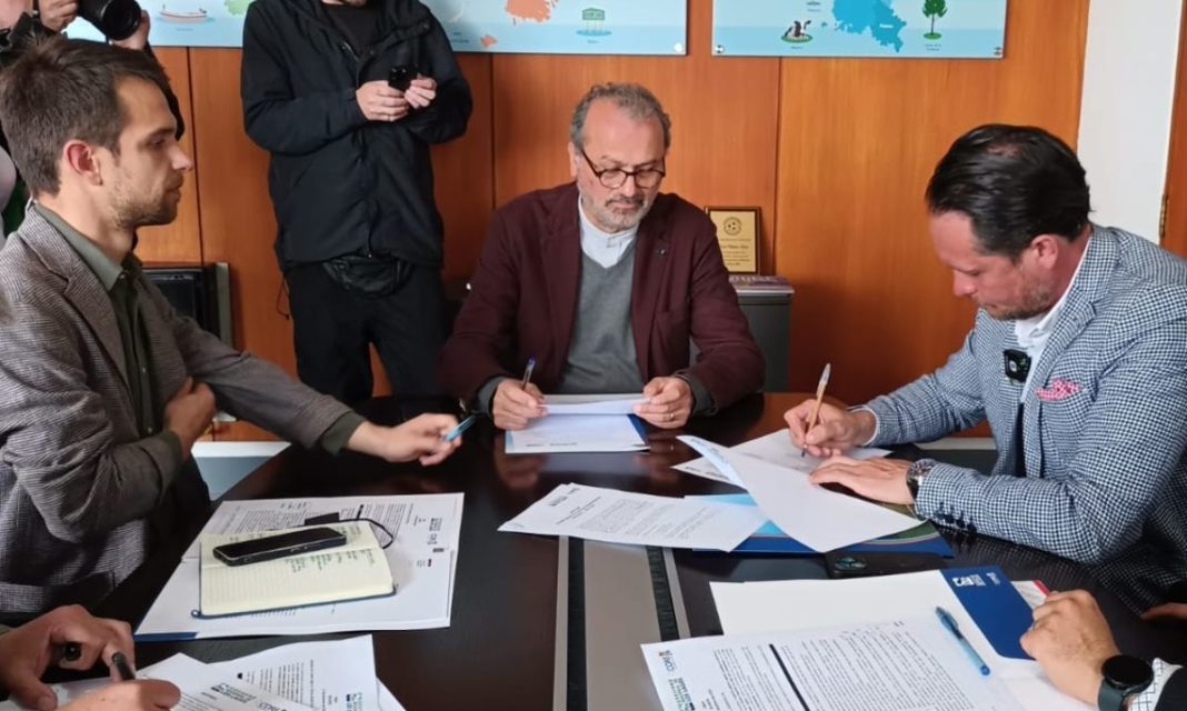 6761ca5cc4b18_1200x719