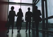 Desempleo retrocede, pero creación de puestos de trabajo se desacelera