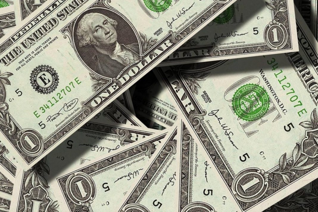 dollars-g60fd7cfc6_1920