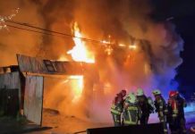 Dos personas mueren tras violento incendio registrado en población Teniente Merino en Puerto Montt