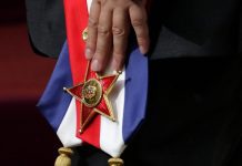 Más de 60 independientes están juntando firmas para ser candidatos presidenciales