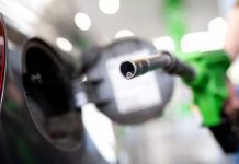 Precios de combustibles podrían bajar en abril