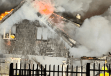 Tres adultos y un menor damnificados dejó incendio de vivienda en Puerto Montt