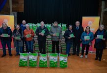 Municipio de Osorno entregó sacos de pellet a adultos mayores de la comuna