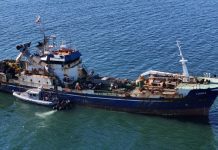 Fiscalía investiga a barco que habría chocado con embarcación naufragada en Coronel