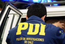 En plena Plaza Italia: PDI repele asalto en su contra al interior de un bus y da muerte a ladrón