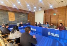 Alcalde de Osorno explica retiro de feriantes desde plaza enfatizando que se debe a un ordenamiento