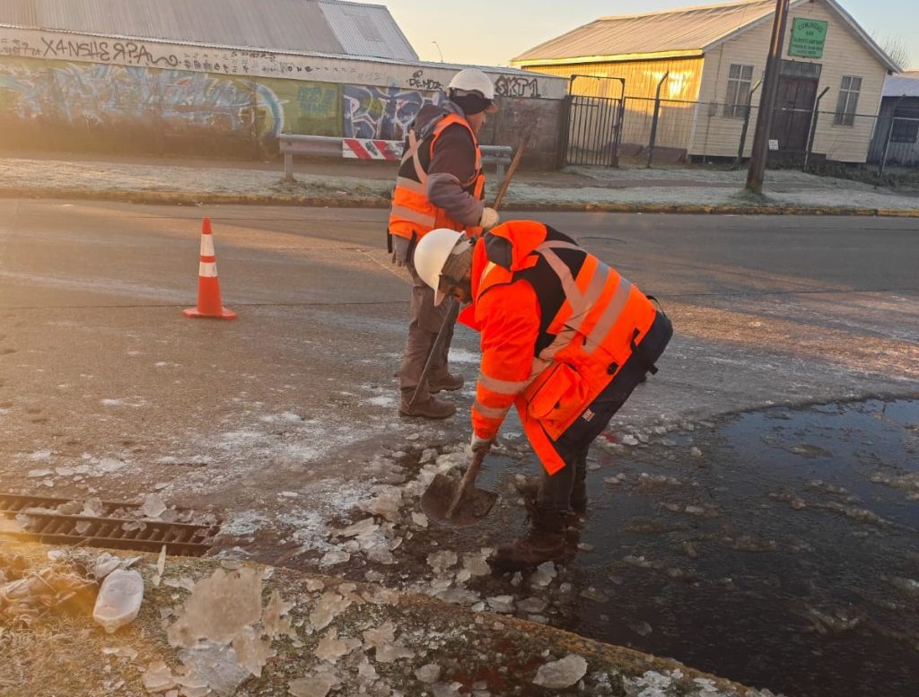 Puerto Montt rompe récord histórico con -8,1°C: Ola polar congela el sur de Chile
