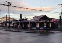 Incendio destruye completamente reconocida ferretería en Osorno