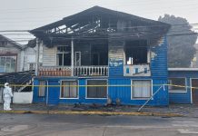 Tránsito por calle Mackenna en Osorno se mantiene interrumpido tras peritaje por incendio