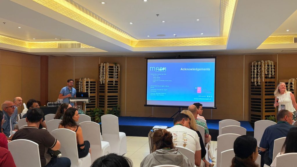 Académico UACh expone en Filipinas investigación sobre enfermedades del cochayuyo