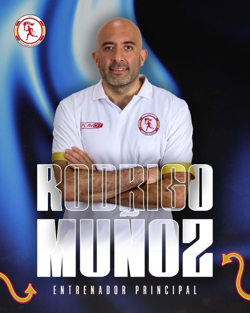 Rodrigo Muñoz es el nuevo entrenador principal de Español de Osorno