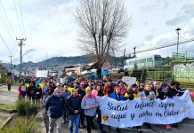 Chiloé salió a la calle por crisis hospitalaria: Exigen compromisos concretos y visita de la ministra de Salud