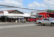 Locatarios de Feria Pedro Aguirre de Osorno se preparan ante eventual inicio de obras de mejoramiento del recinto